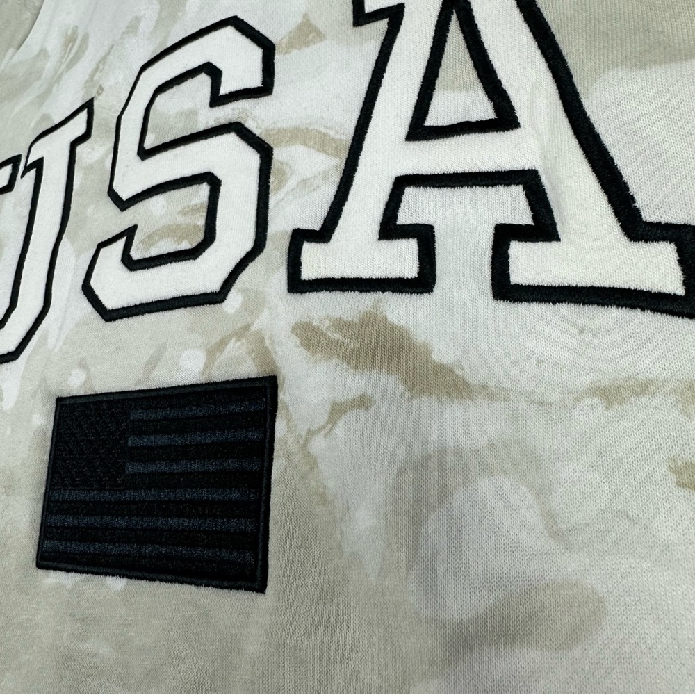 Under Armour Project Rock Veterans Day Camo Mens Hoodie USA Flag Size XL 1370971 - Picture 8 of 12